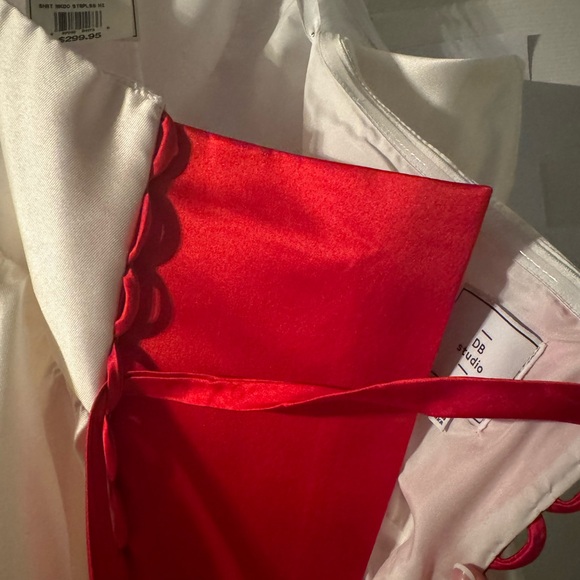 Wedding dress - NWT customized with red corset back size 10-14 - Picture 10 of 10